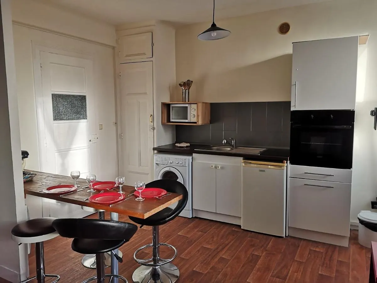 Lesage 3 Apartment Lorient 0*,  France